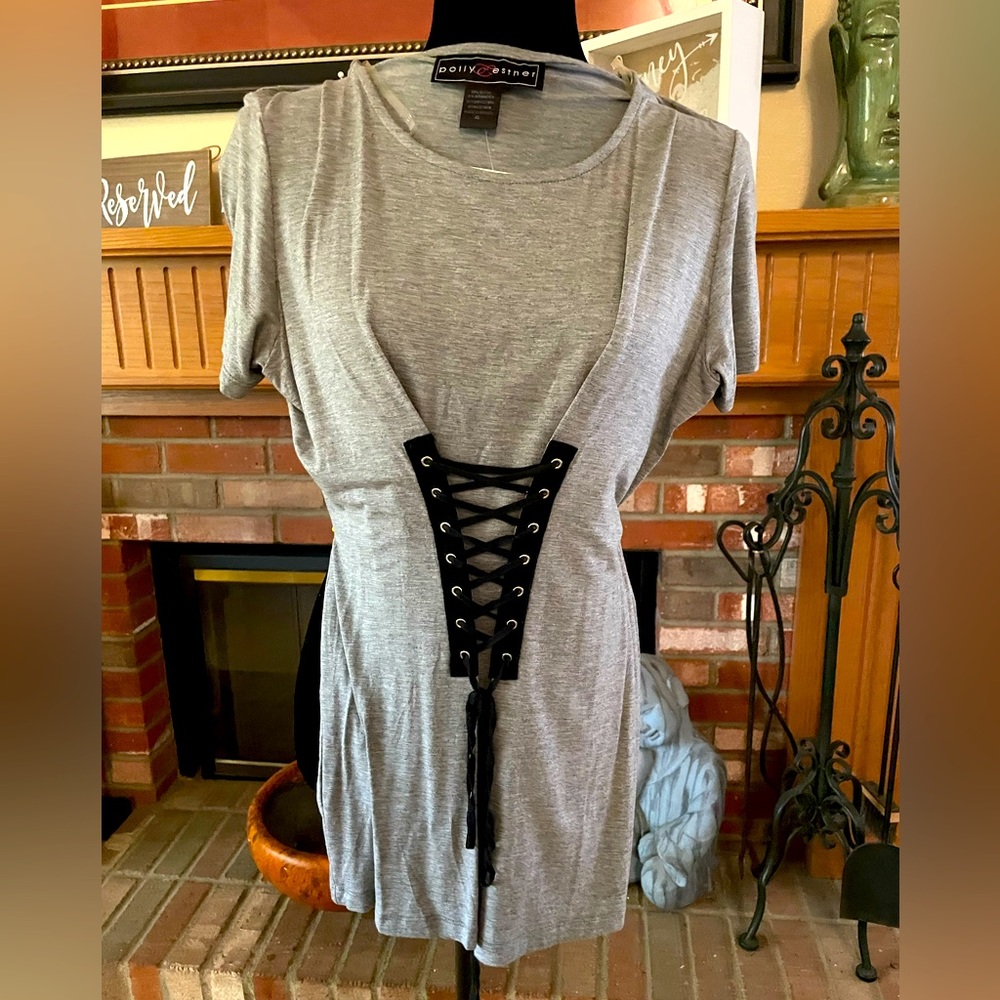 Women’s T-Shirt with black lace tie front - Size XL